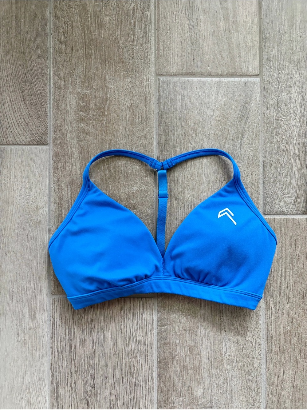 ONER ACTIVE EasyLift Ultra Minimal V Neck Bralette